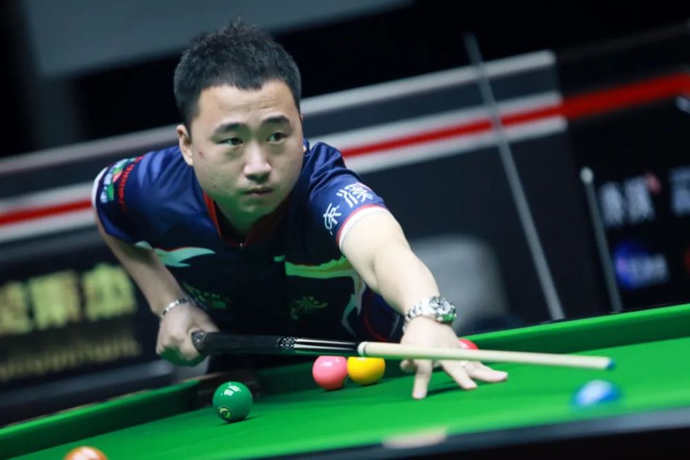 男足在一场 男足在一场