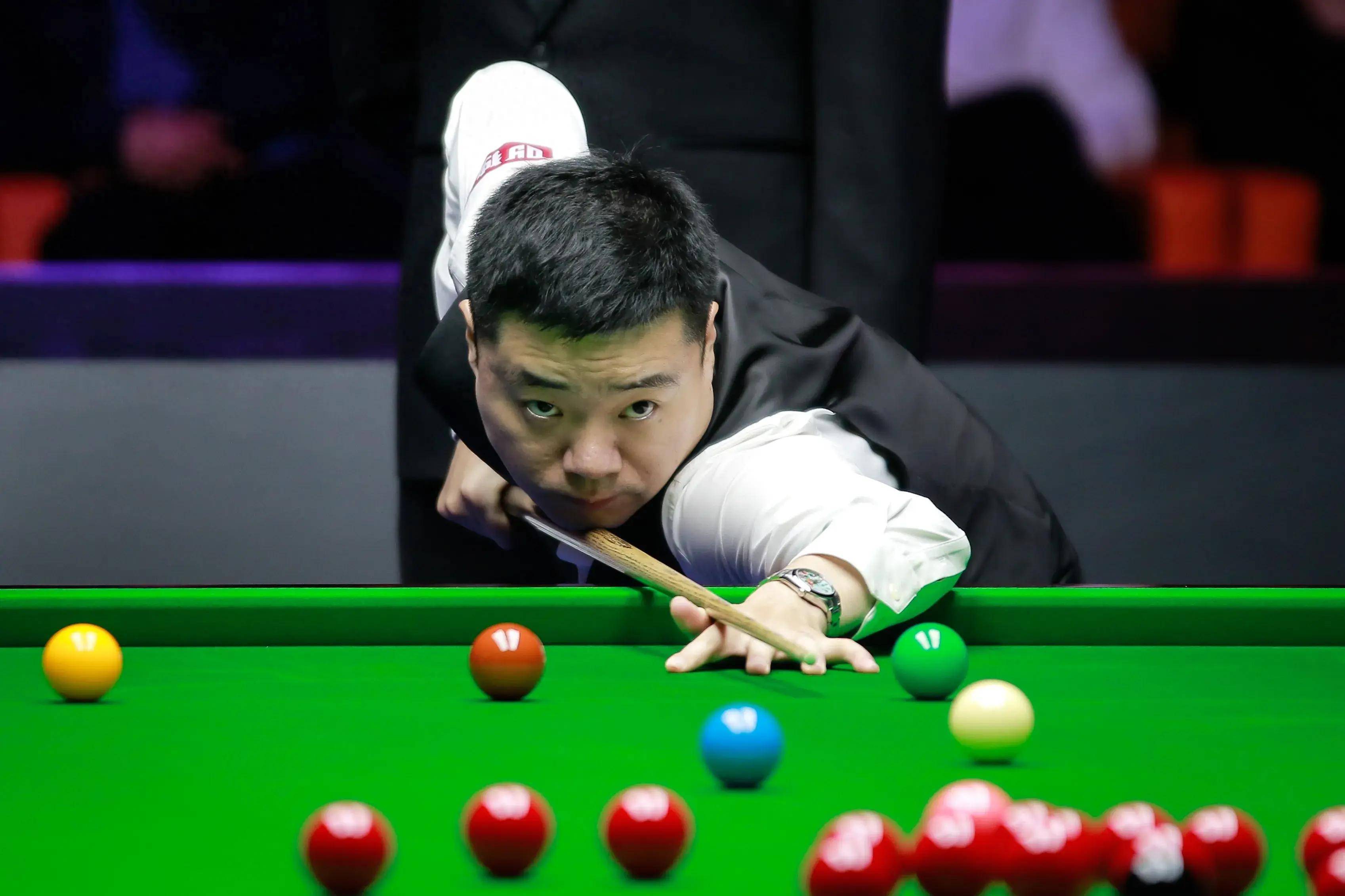 更为激烈的 更为激烈的