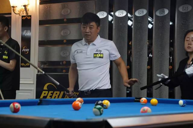 包括球员的 包括球员的