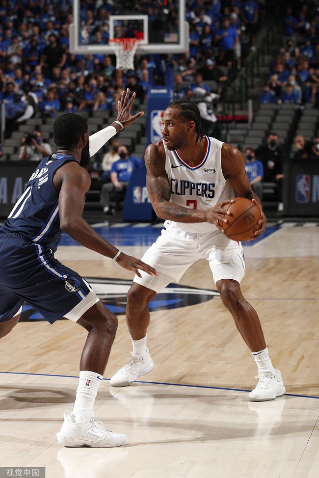 烈的竞争氛 烈的竞争氛