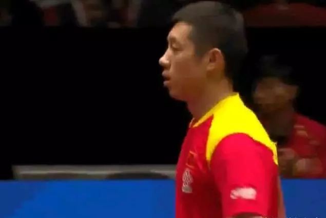 密集五后卫